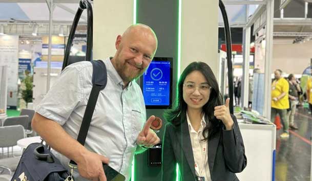 鴻嘉利閃耀2024歐洲智慧能源展丨聚焦創(chuàng)新技術(shù)，共筑全球碳中和未來(lái)(圖9)